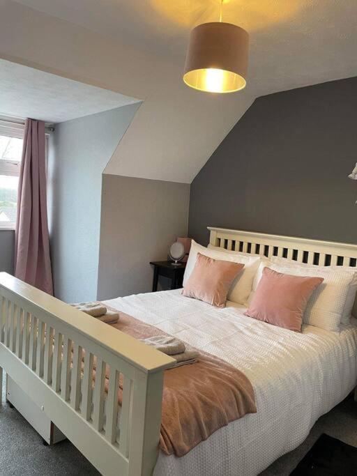 Faldouet 3 Bed Flat In Rock Saint Minver Bagian luar foto